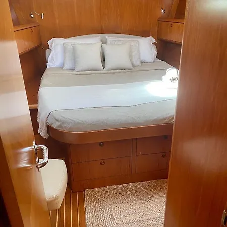 Bateau-hôtel Jeanneau Sun Odyssey 54 Ds Lulu'